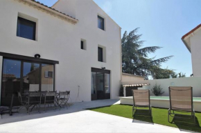 Maison de village 150 M2 au calme climatisée, piscine